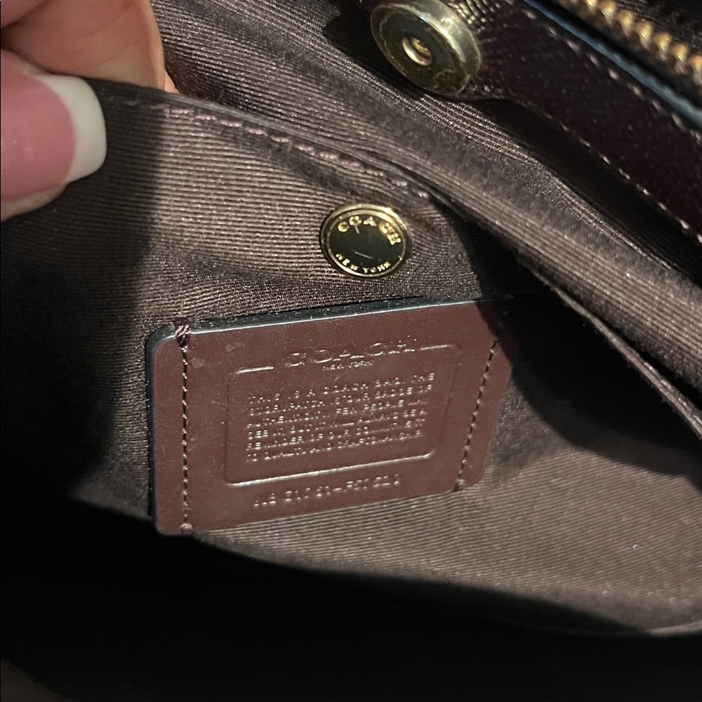 Coach leather bag - Picture 4 of 9